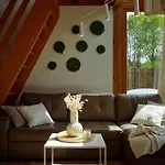 Rezerwat Sauna - Balia - Hot Tube - Jacuzzi - Basen - Klimatyzacja - Kominek Lodge Wielin