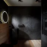 Rezerwat Sauna - Balia - Hot Tube - Jacuzzi - Basen - Klimatyzacja - Kominek Lodge *