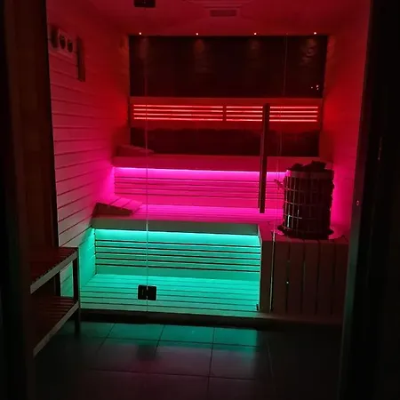 Lodge Rezerwat Sauna - Balia - Hot Tube - Jacuzzi - Basen - Klimatyzacja - Kominek