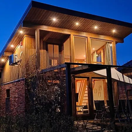 山林小屋 Rezerwat Sauna - Balia - Hot Tube - Jacuzzi - Basen - Klimatyzacja - Kominek *