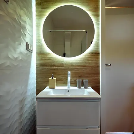 Lodge Rezerwat Sauna - Balia - Hot Tube - Jacuzzi - Basen - Klimatyzacja - Kominek