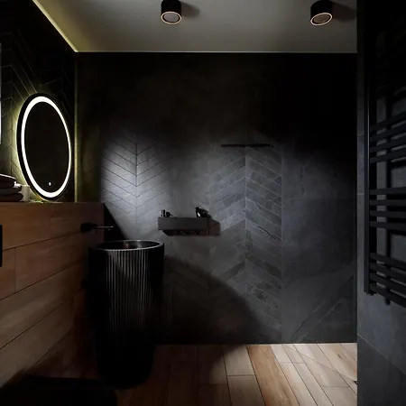 Rezerwat Sauna - Balia - Hot Tube - Jacuzzi - Basen - Klimatyzacja - Kominek Gerendaház *