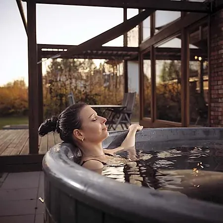 Rezerwat Sauna - Balia - Hot Tube - Jacuzzi - Basen - Klimatyzacja - Kominek *