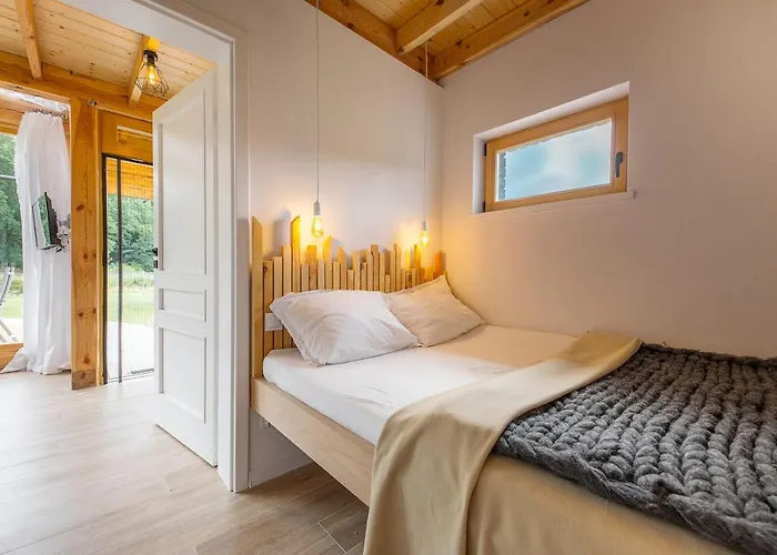 Rezerwat Sauna - Balia - Hot Tube - Jacuzzi - Basen - Klimatyzacja - Kominek